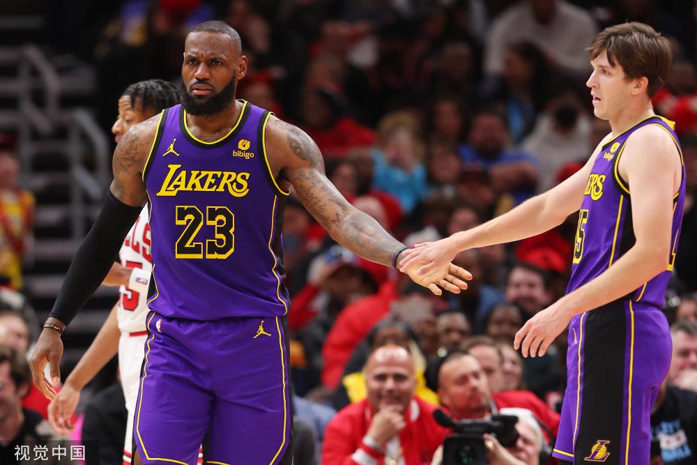 处于无人看 处于无人看