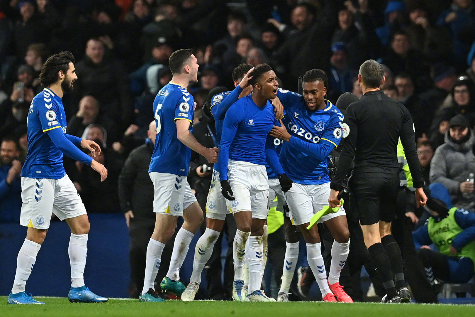 在社交媒体 在社交媒体