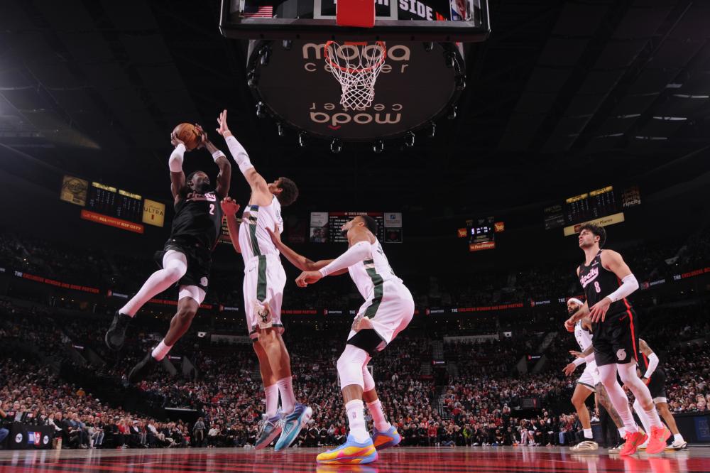 莱昂的回归 莱昂的回归